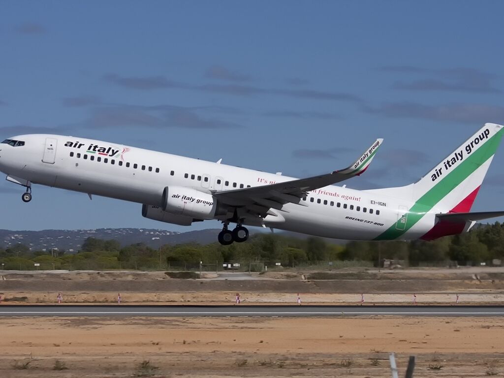 Boeing 737 84 P Air Italy JP7476381